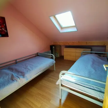 La Belle Vue Apartment *